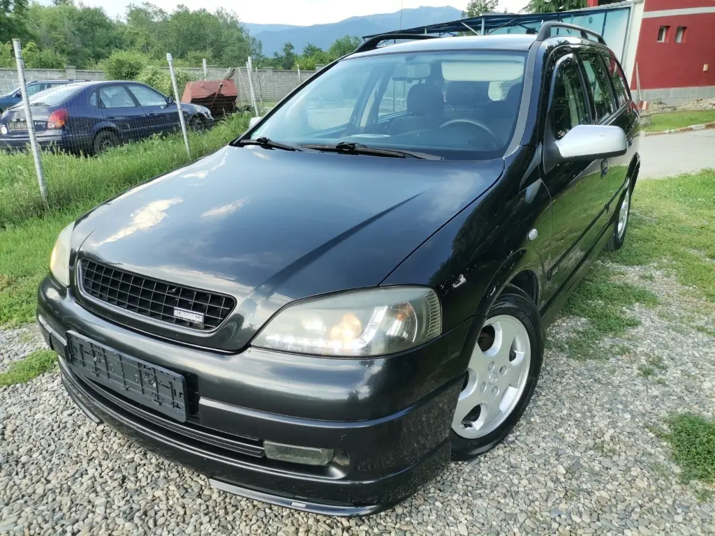 Opel Astra Astra 1.6 Sportive 6