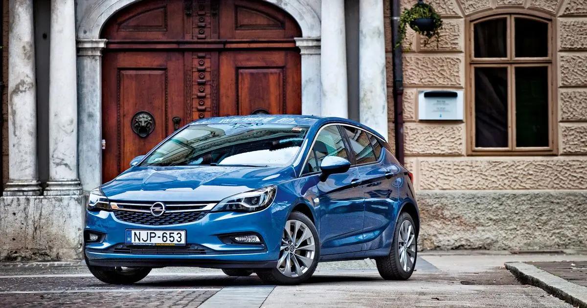 Opel Astra Astra 1.6 Turbo EcoTEC Start&Stop Dynamic 4