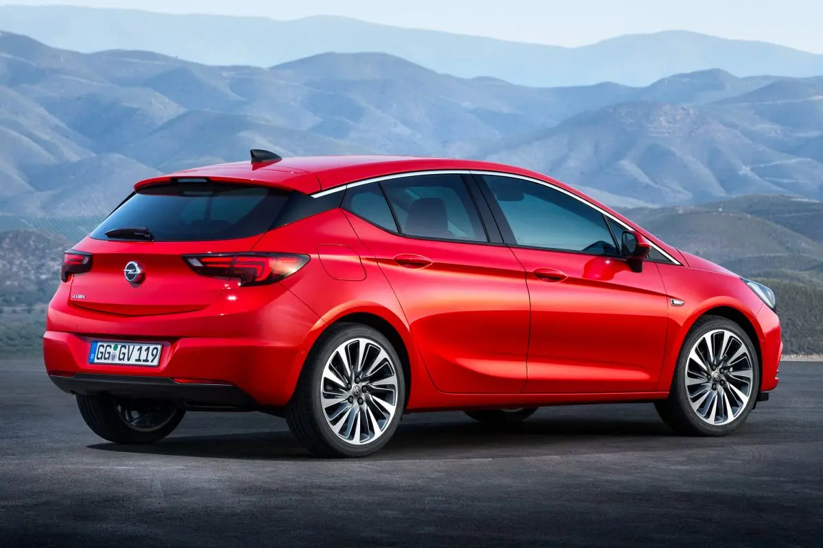 Opel Astra Astra 1.6 Turbo Cosmo Active Select 3