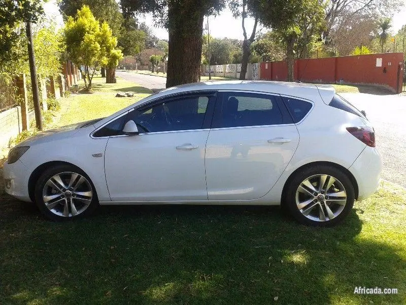 Opel Astra Astra 1.6 Turbo Sport Active Select 7