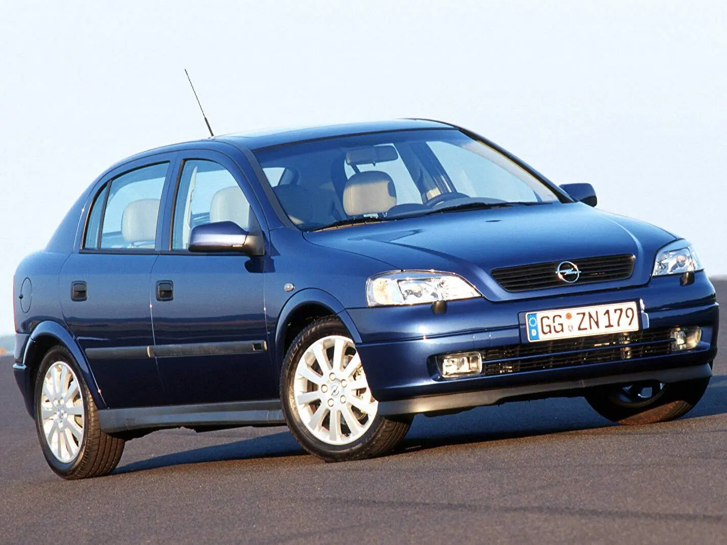 Opel Astra Astra 2.0 DTI Comfort 1
