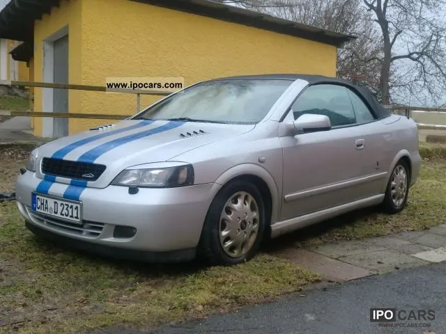 Opel Astra Astra 2.2 16V 2