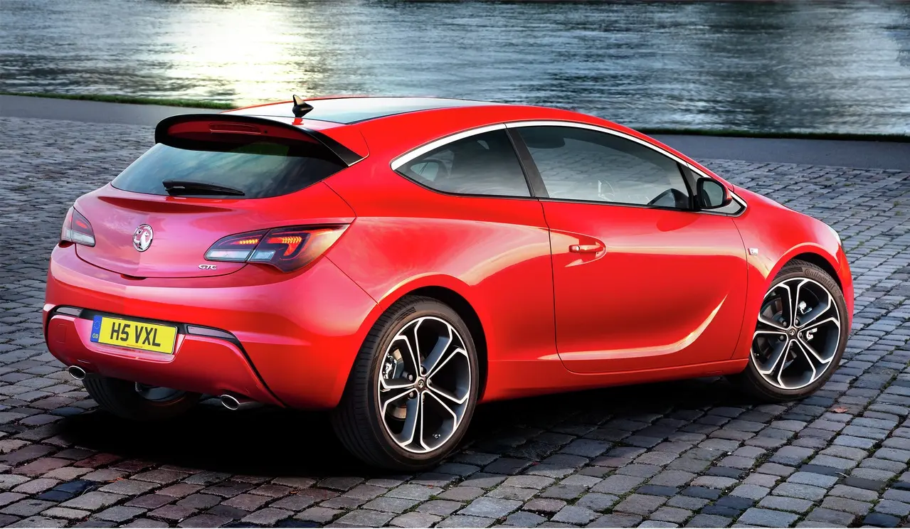 Opel Astra Astra GTC 1.4i Sport 7