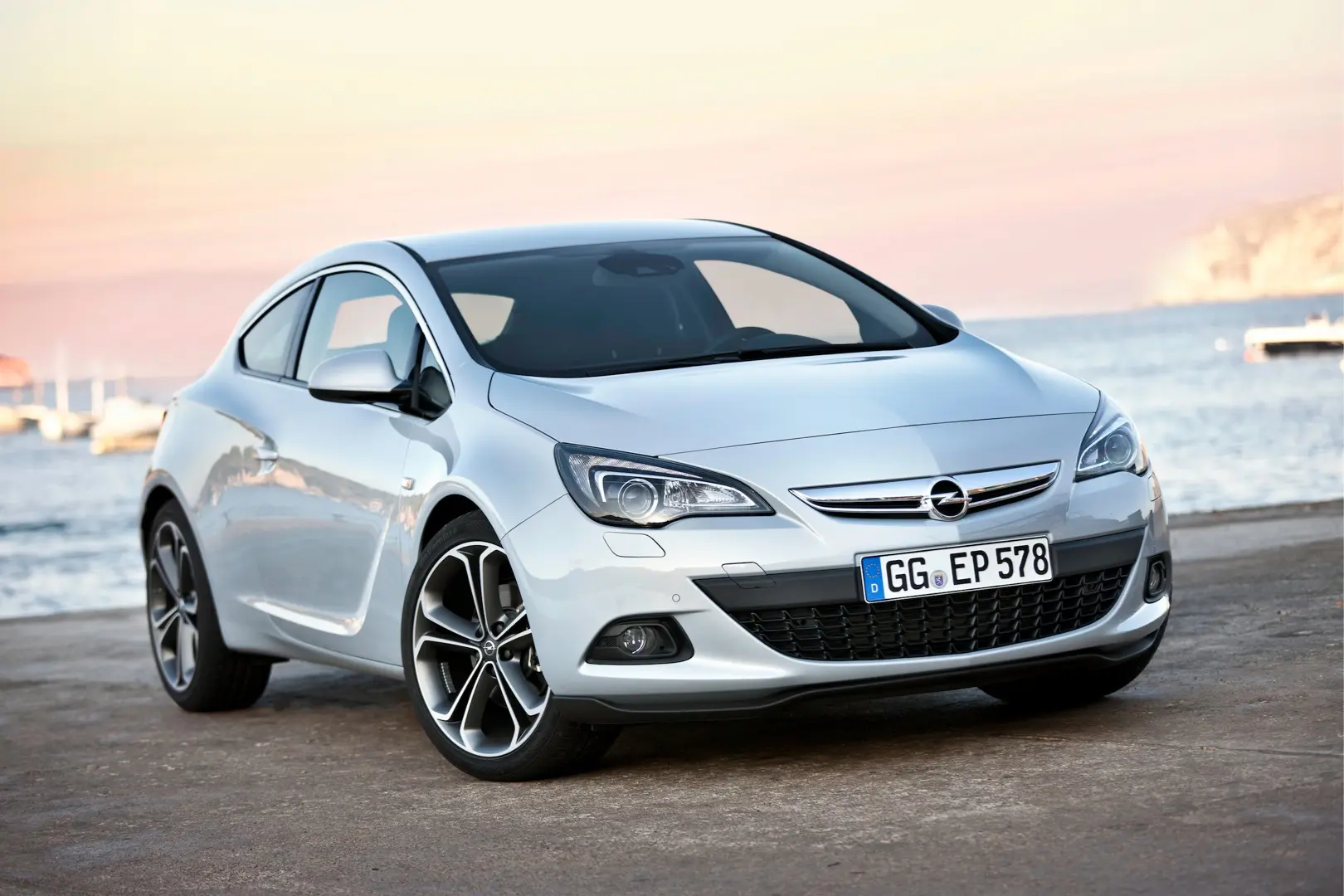 Opel Astra Astra GTC 1.4i Start&Stop Sport 2