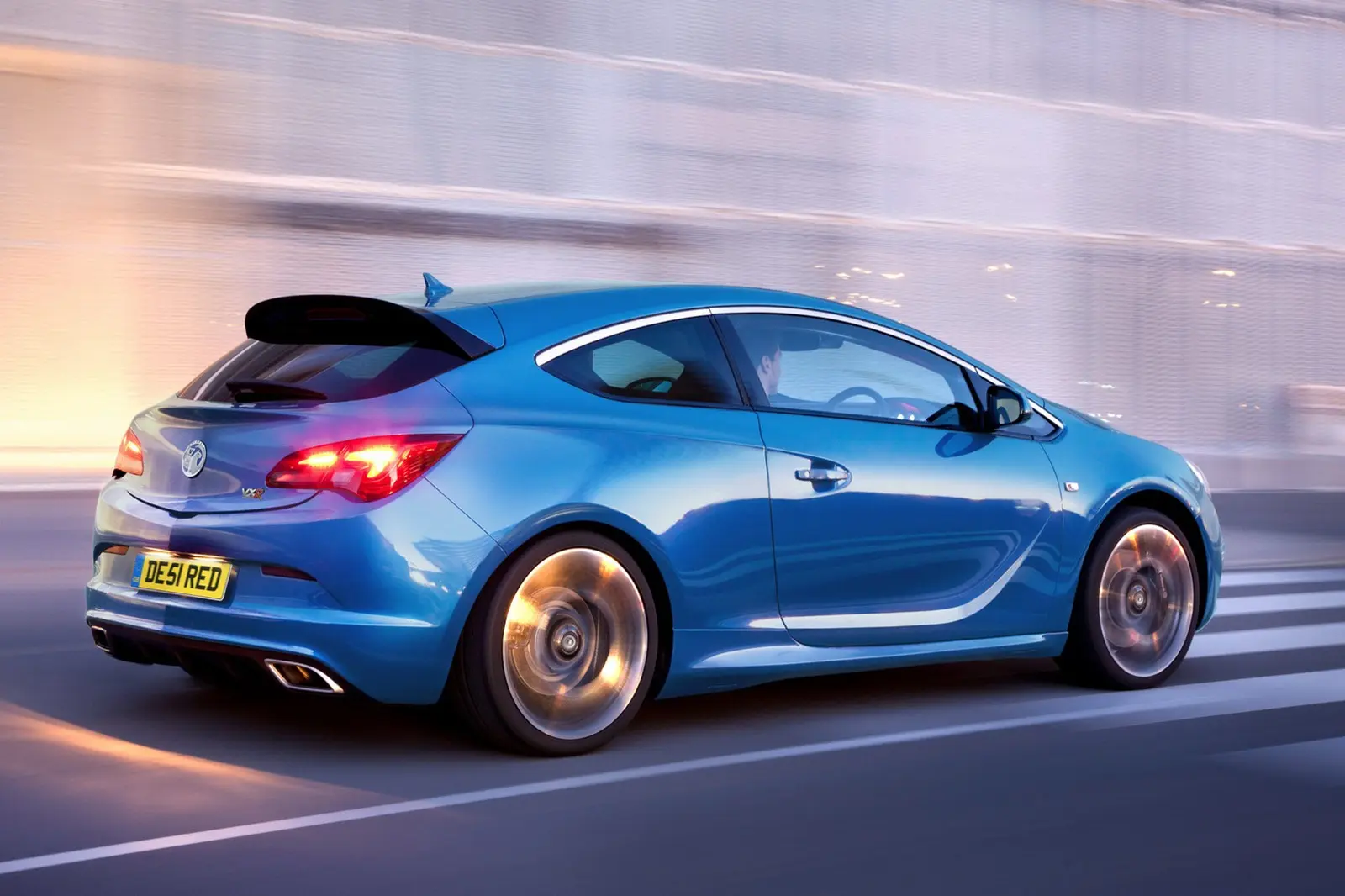 Opel Astra Astra GTC 1.6i Sport 3