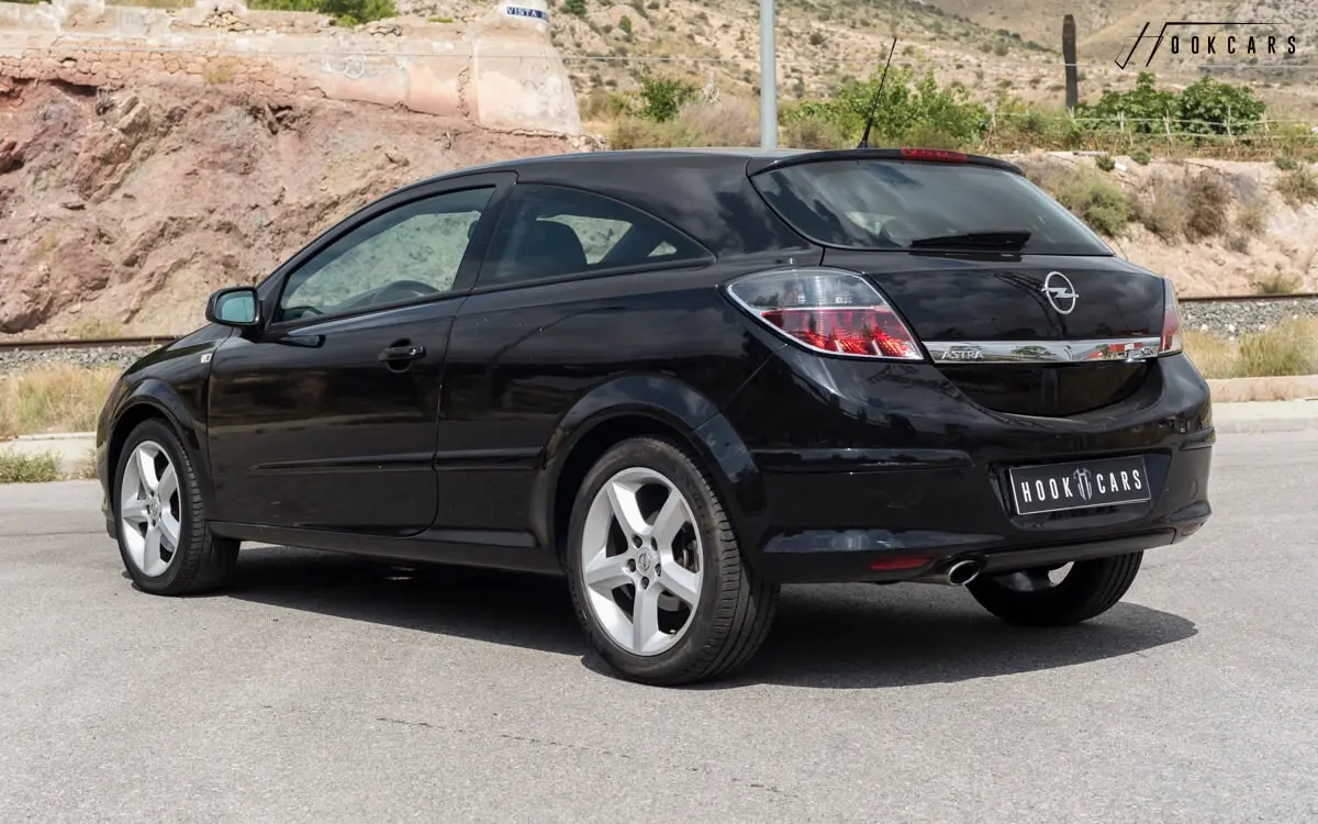 Opel Astra Astra GTC 1.9 CDTI Sport 1