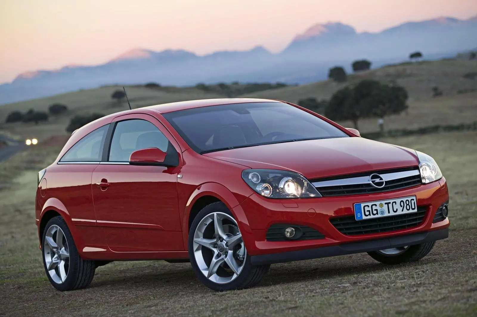 Opel Astra Astra GTC 1.9 CDTI Sport 5