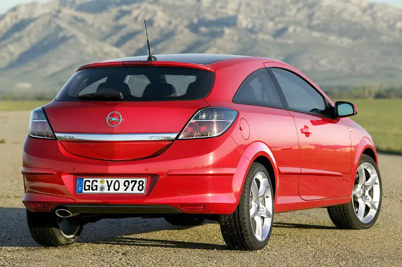 Opel Astra Astra GTC 2.0 OPC 5