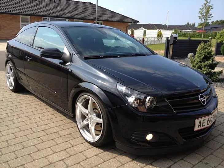 Opel Astra Astra GTC 2.0 Turbo OPC 5