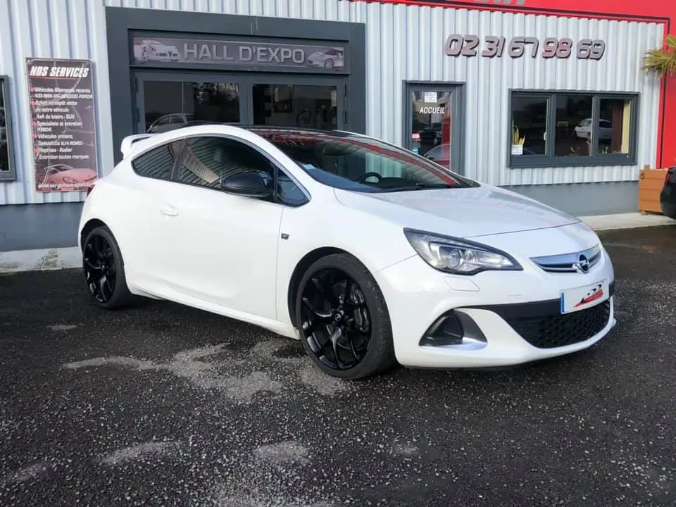 Opel Astra Astra GTC 2.0 Turbo Sport 3
