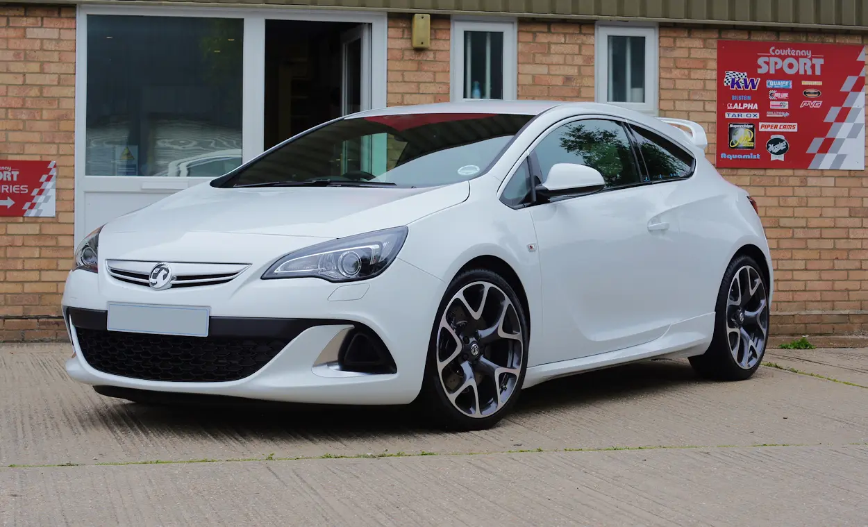 Opel Astra Astra GTC 2.0 Turbo Sport 4
