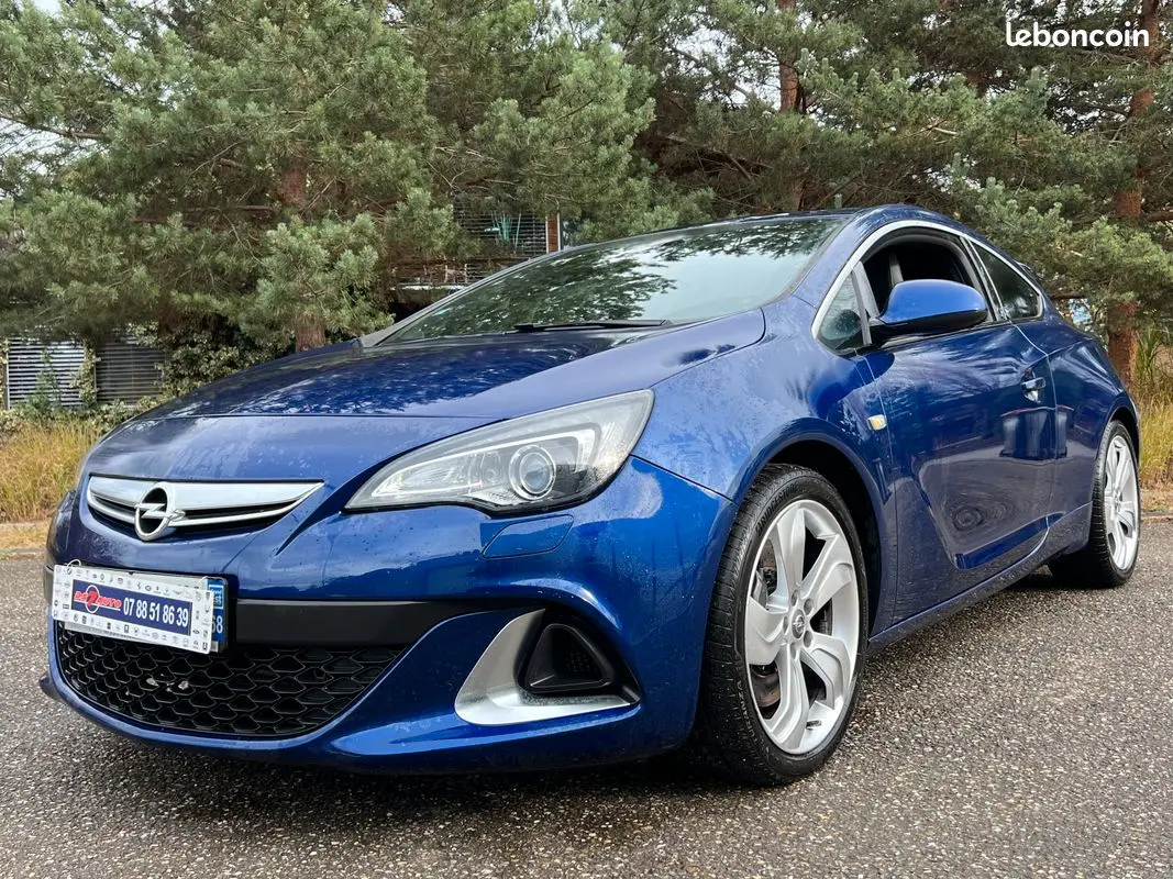 Opel Astra Astra GTC 2.0 Turbo Start&Stop OPC 0