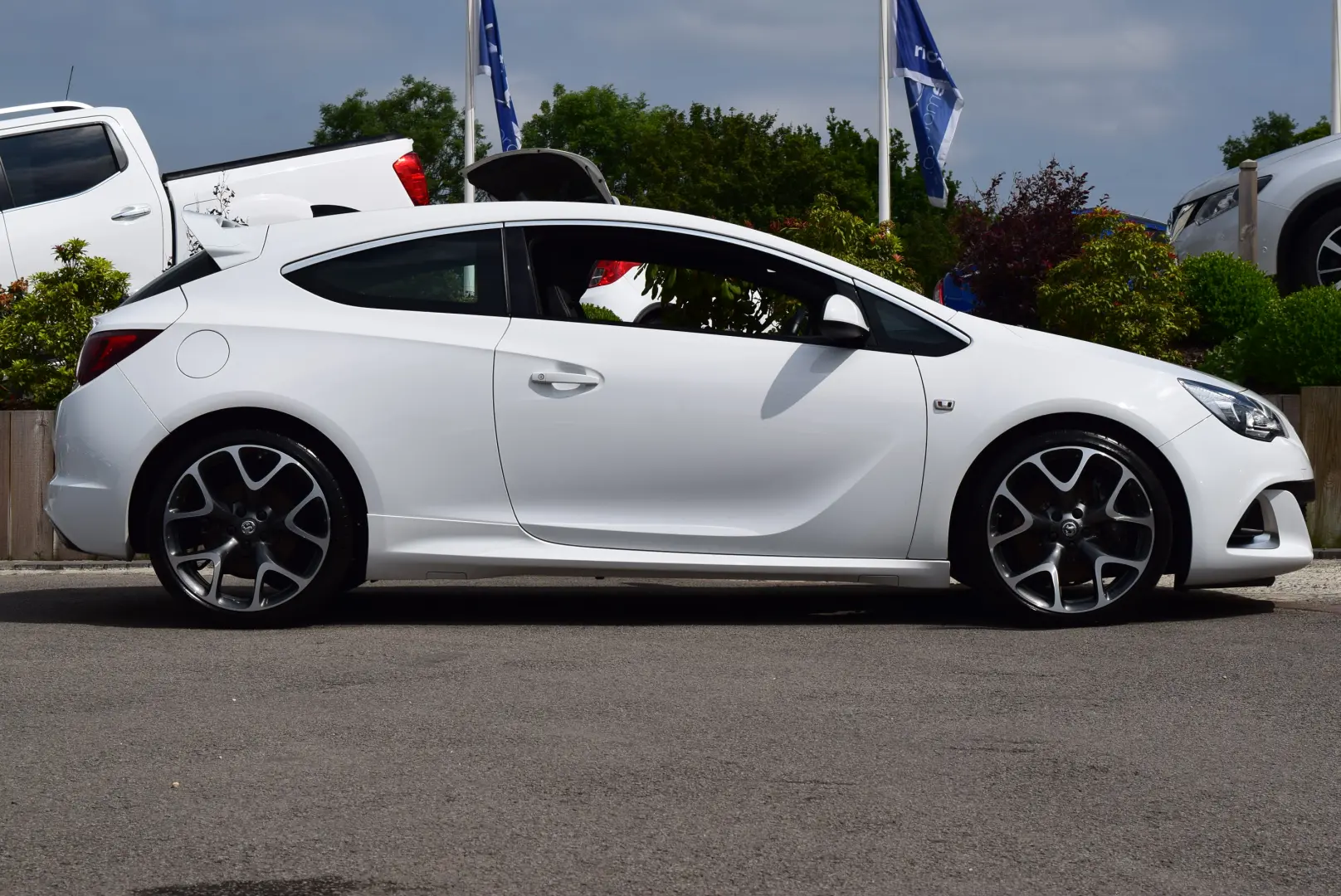 Opel Astra Astra GTC 2.2 16V Sport 4