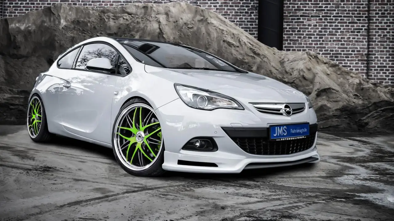 Opel Astra Astra GTC 2.2 16V Sport 5