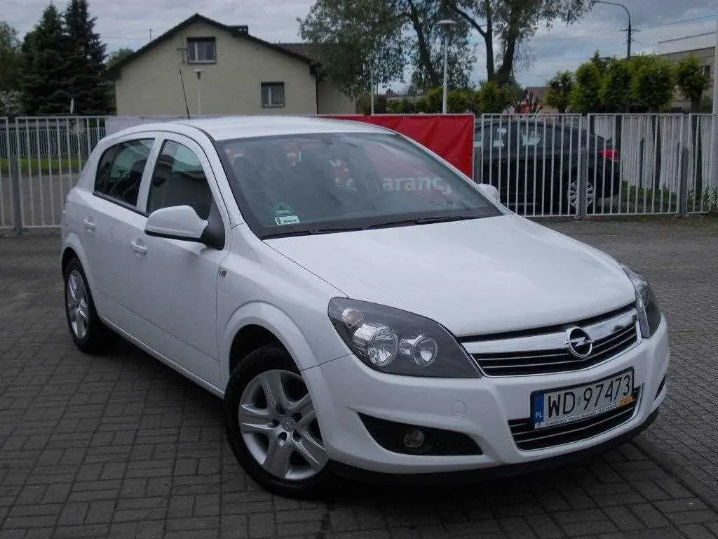 Opel Astra Astra Sedan 1.3 CDTI Enjoy 111 0
