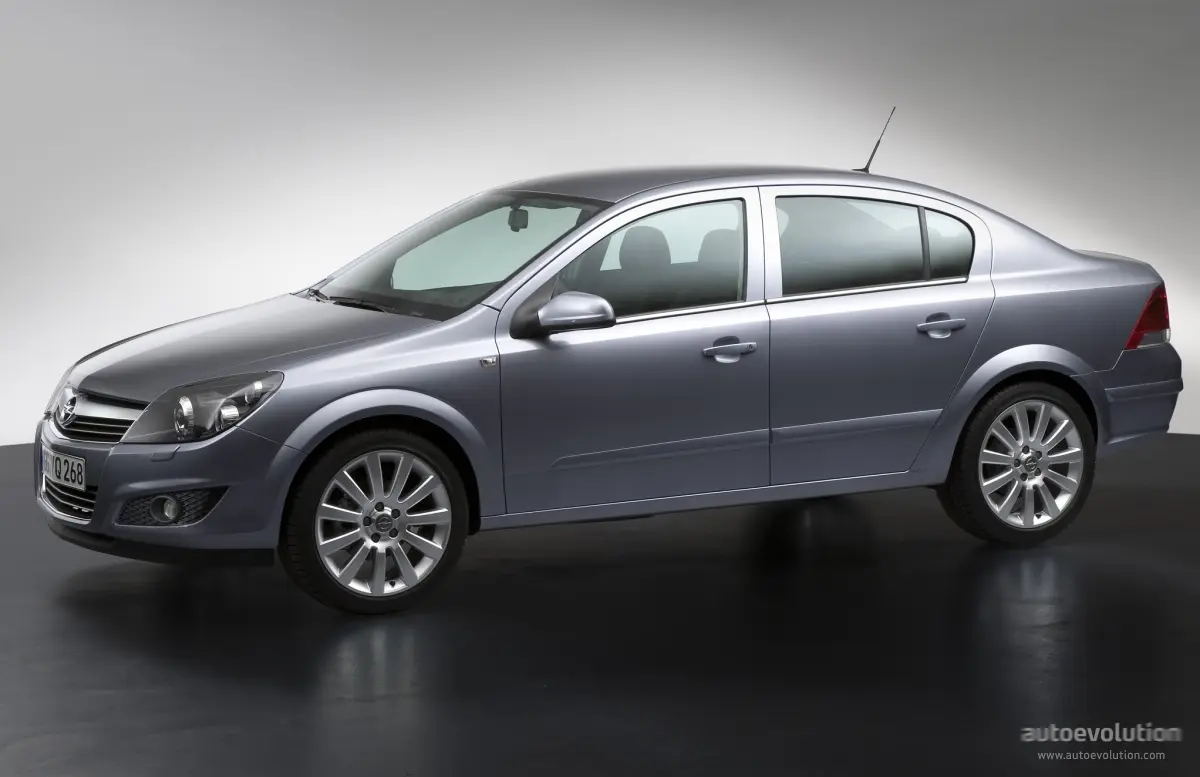Opel Astra Astra Sedan 1.3 CDTI Enjoy Elegance 7