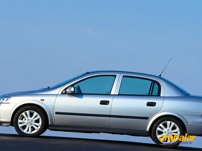 Opel Astra Astra Sedan 1.4 16V Start 7