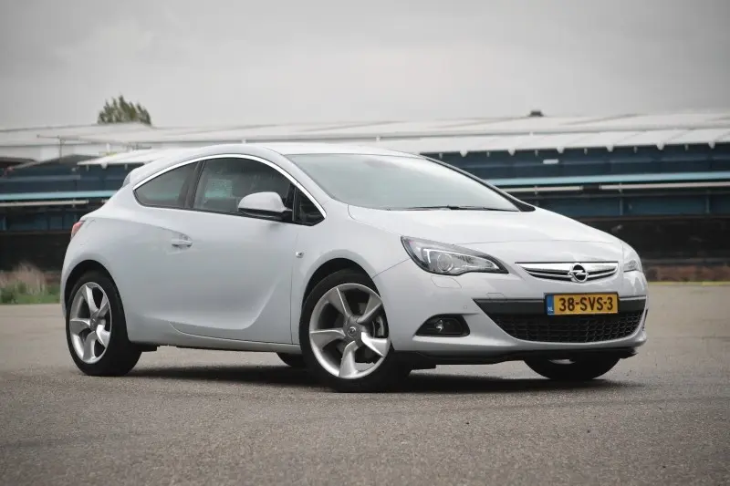 Opel Astra Astra Sedan 1.4 Turbo Cosmo Active Select 3