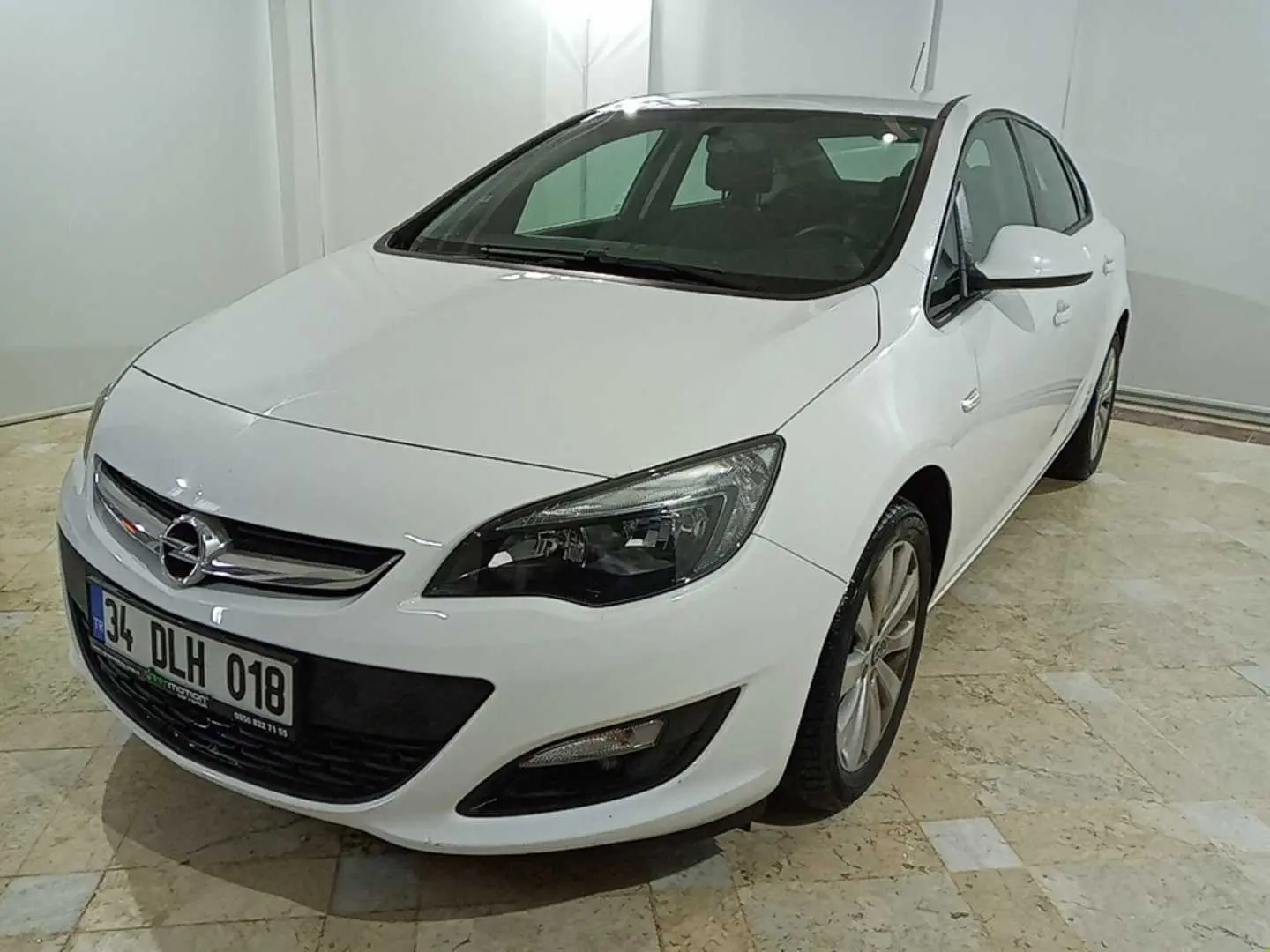 Opel Astra Astra 1.4 Sedan Sport 2