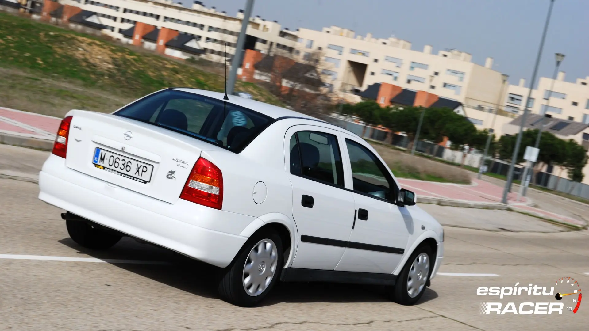 Opel Astra Astra Sedan 1.6 16V Comfort 1