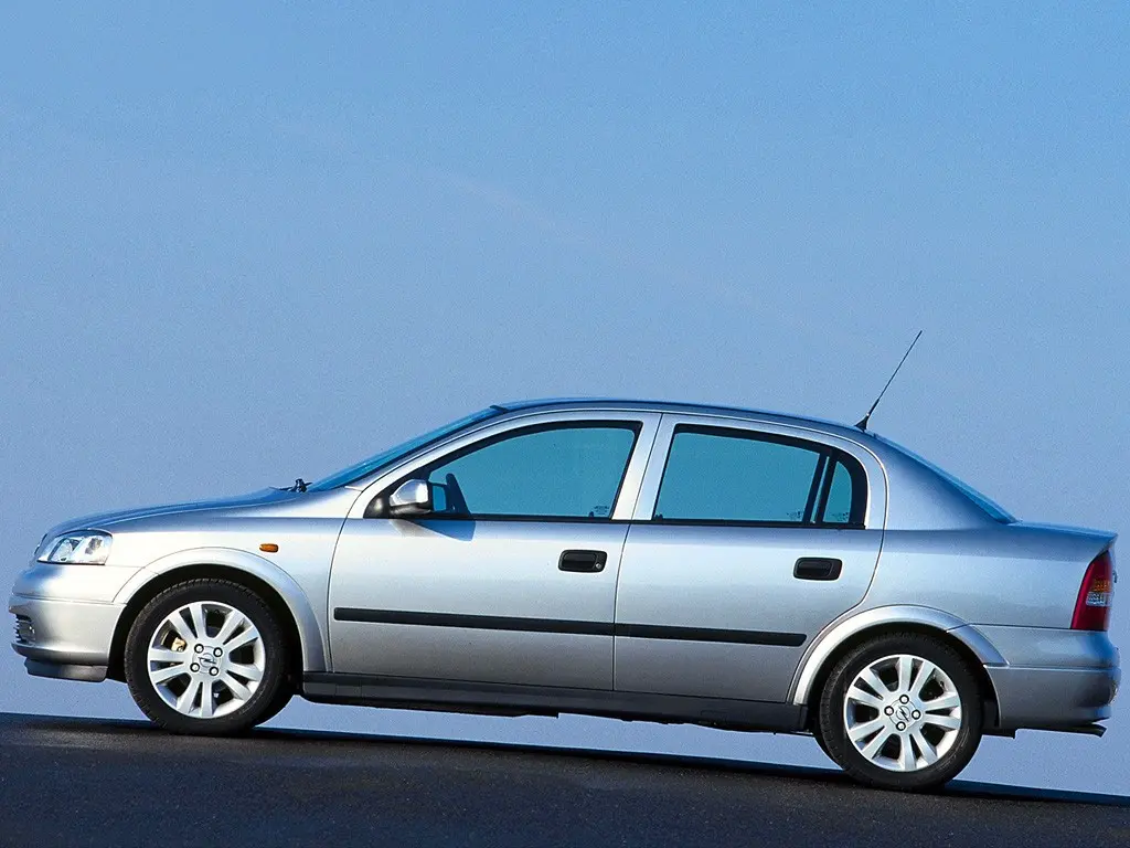 Opel Astra Astra Sedan 1.6 0