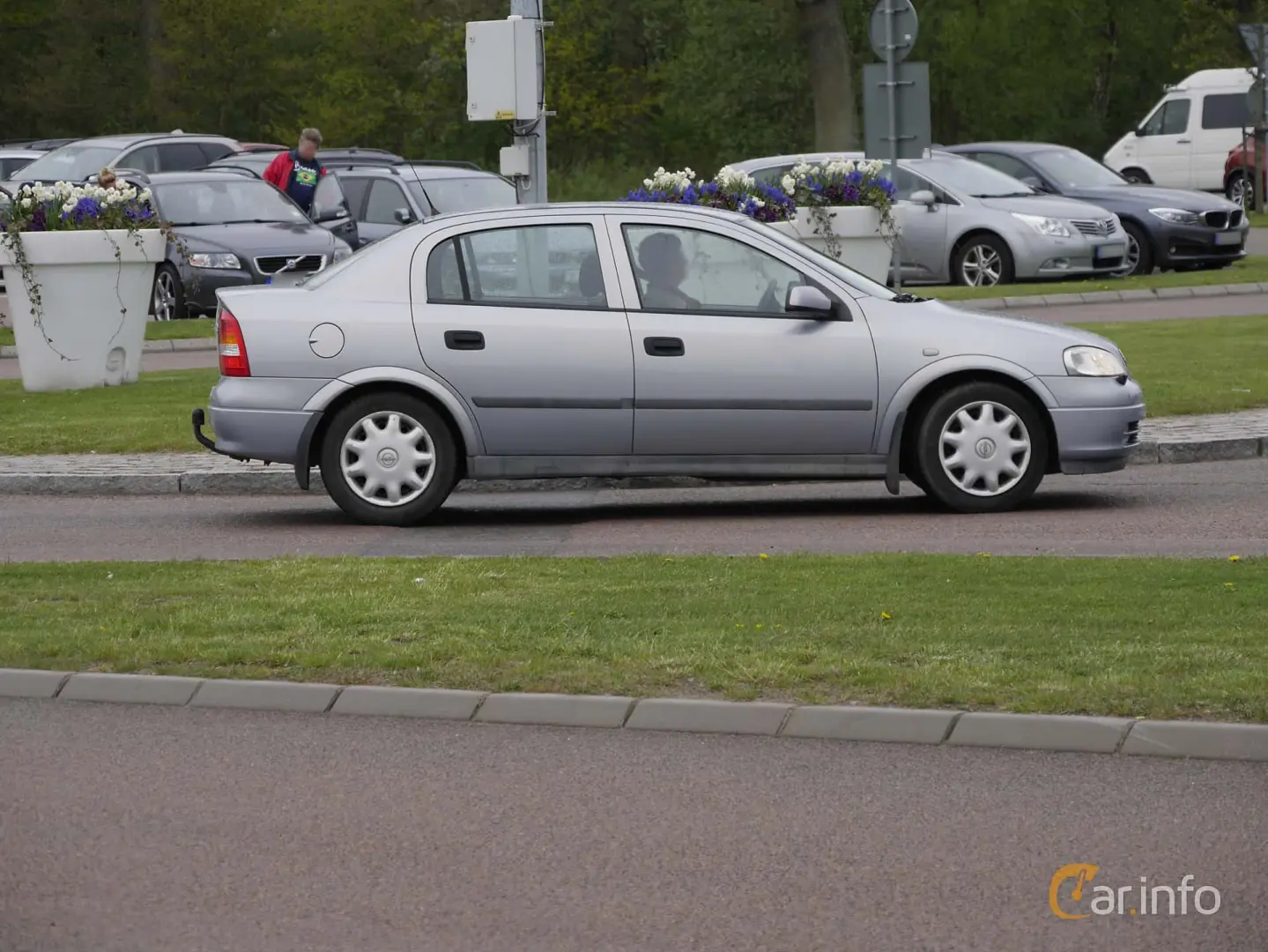Opel Astra Astra Sedan 1.6 GL 3