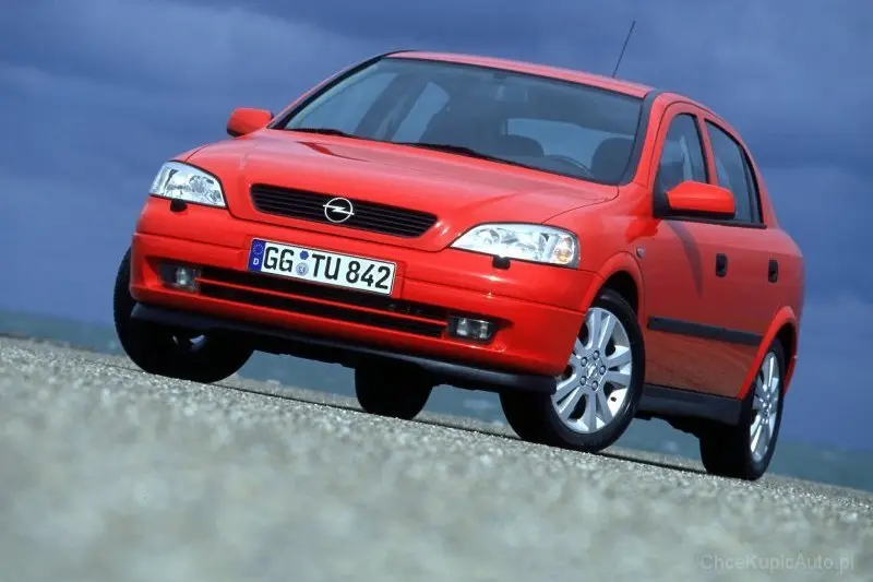 Opel Astra Astra Sedan 1.6 16V Elegance 6