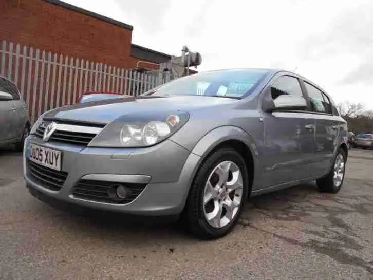 Opel Astra Astra Sedan 1.6 16V Twinport Classic 3