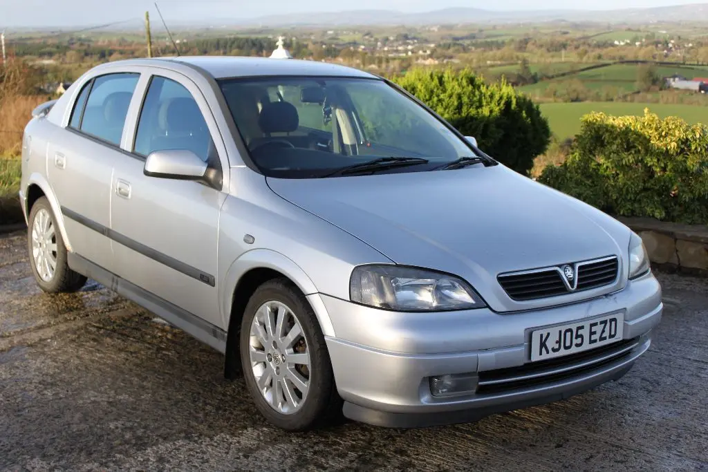 Opel Astra Astra Sedan 1.6 16V Twinport Classic 7