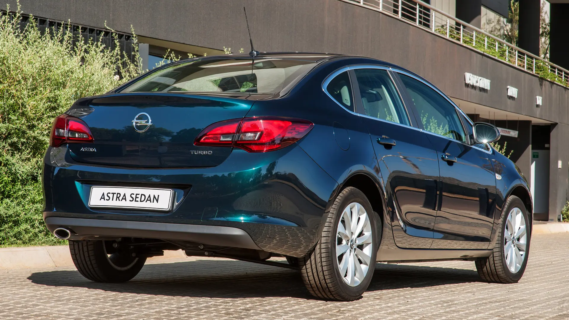 Opel Astra Astra Sedan 1.6 Business 3