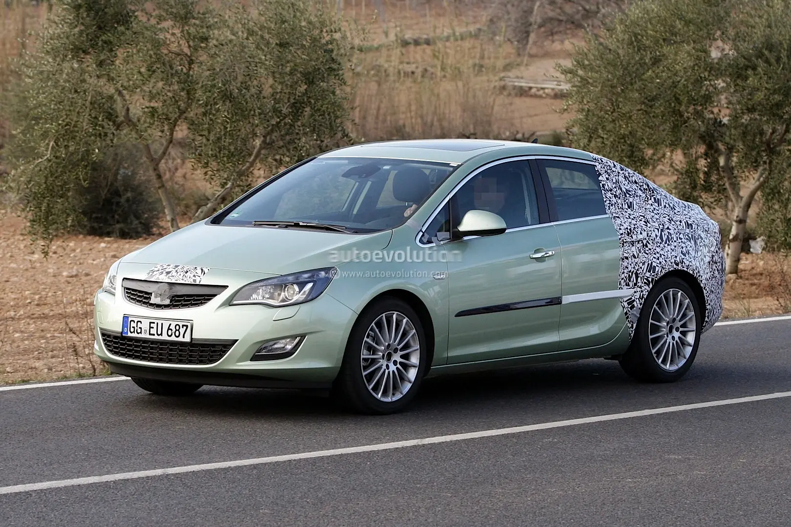 Opel Astra Astra Sedan 1.6 Edition 6