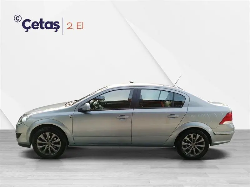 Opel Astra Astra Sedan 1.6 Enjoy 111 Easytronic 6