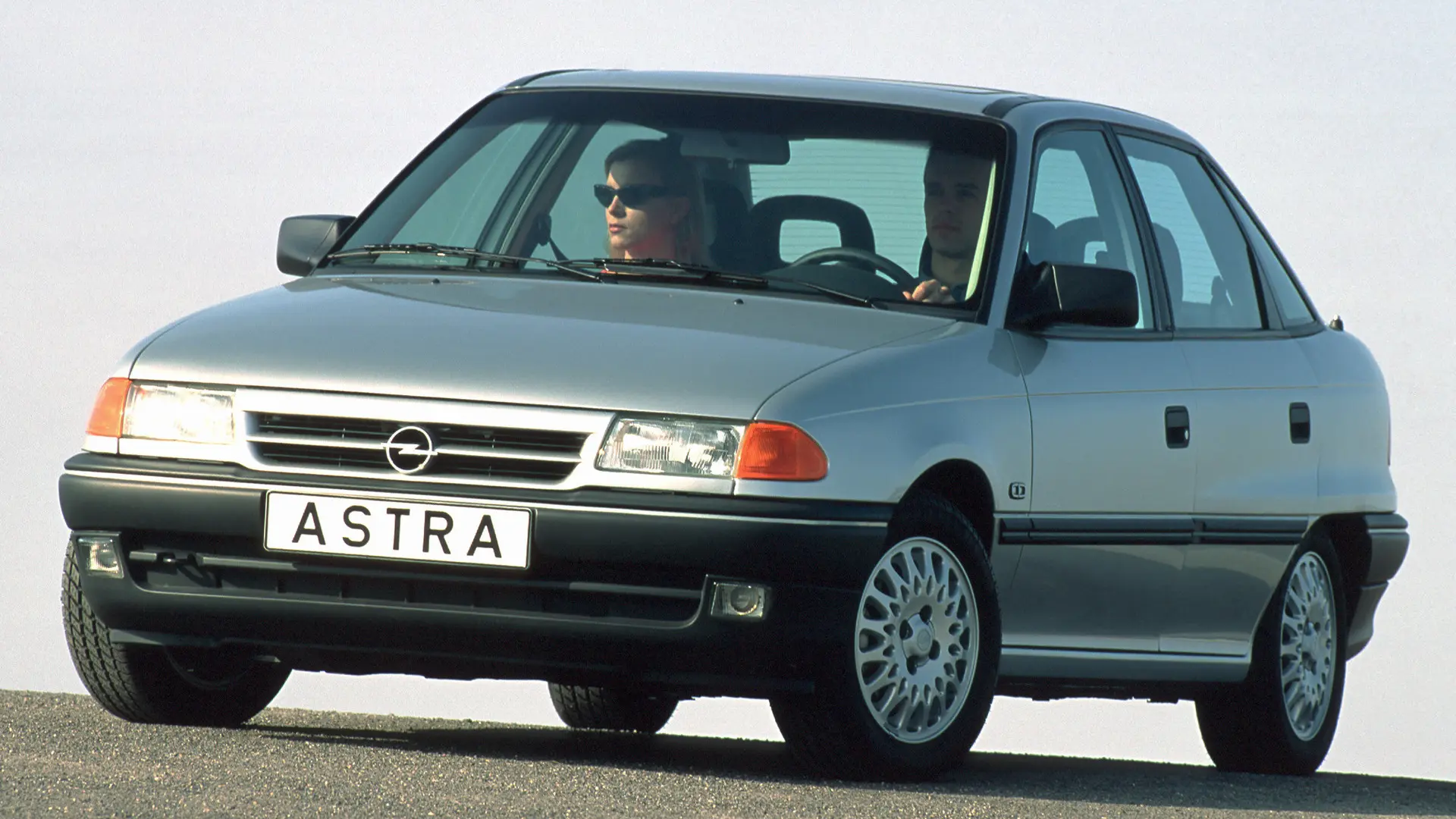 Opel Astra Astra Sedan 1.4 GL 2
