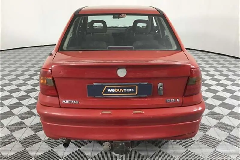 Opel Astra Astra Sedan 1.6 GL 6