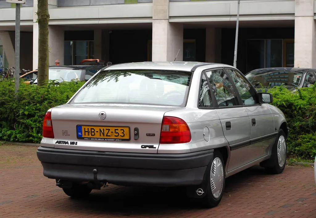 Opel Astra Astra Sedan 1.7 D GLS 3
