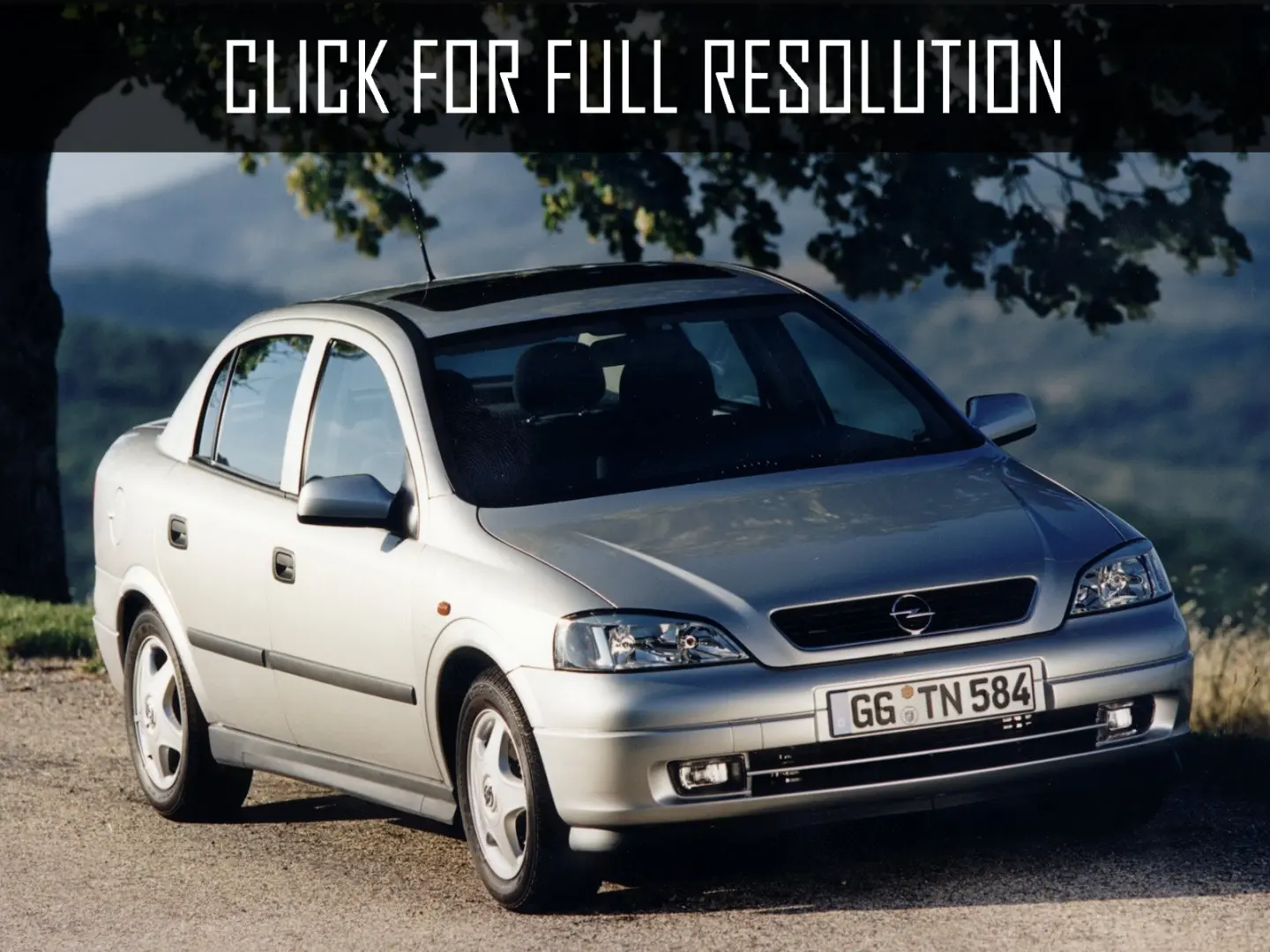 Opel Astra Astra Sedan 2.2 DTI 2