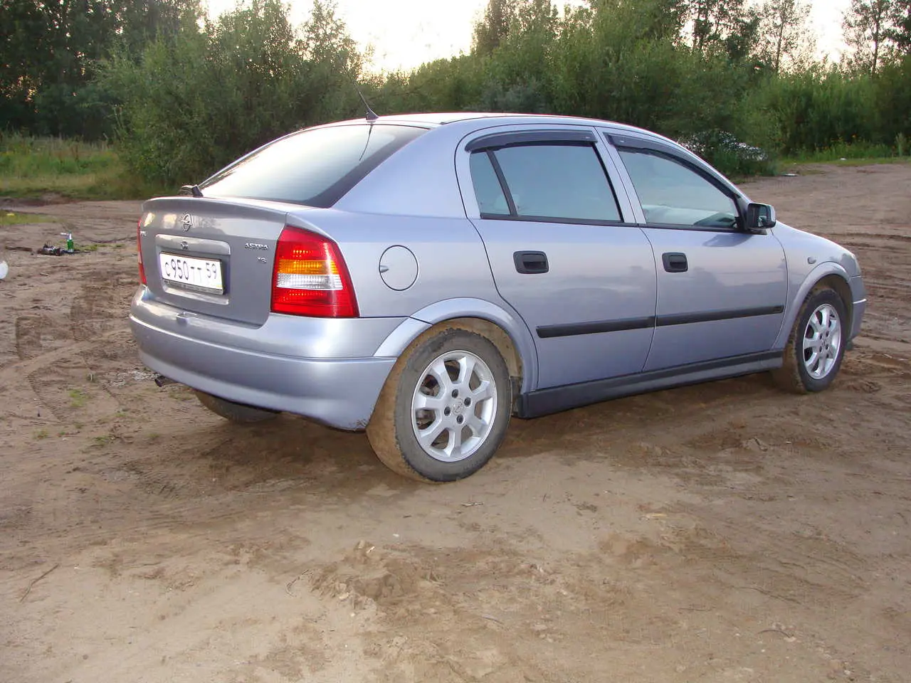 Opel Astra Astra 2.2 DTI 2