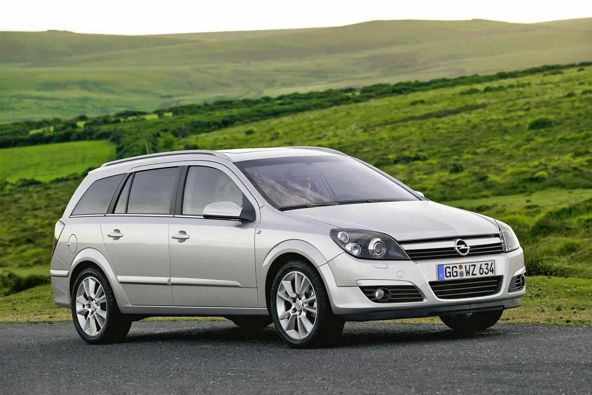 Opel Astra Astra Sports Tourer 1.2 16V GL 5