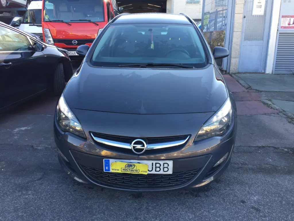 Opel Astra Astra Sports Tourer 1.4 GL Club 6