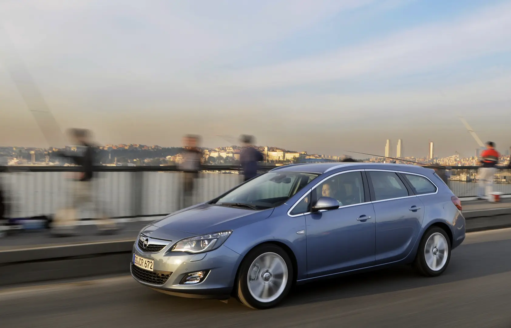 Opel Astra Astra Sports Tourer 1.4 Turbo Cosmo Active Select 6