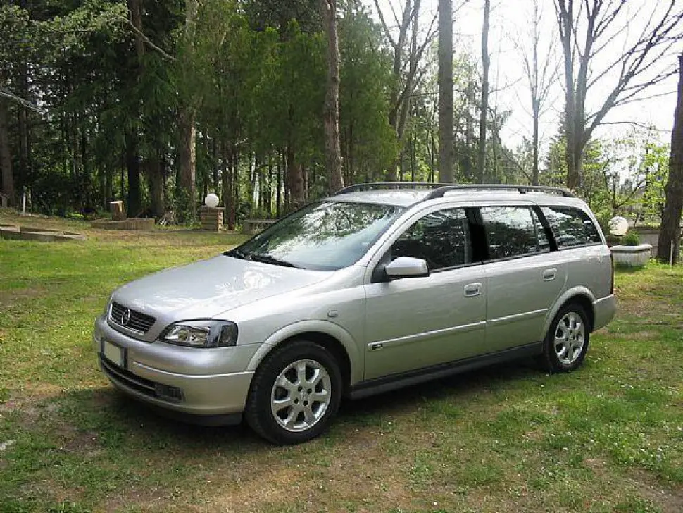 Opel Astra Astra Sports Tourer 1.6 16V Elegance 4