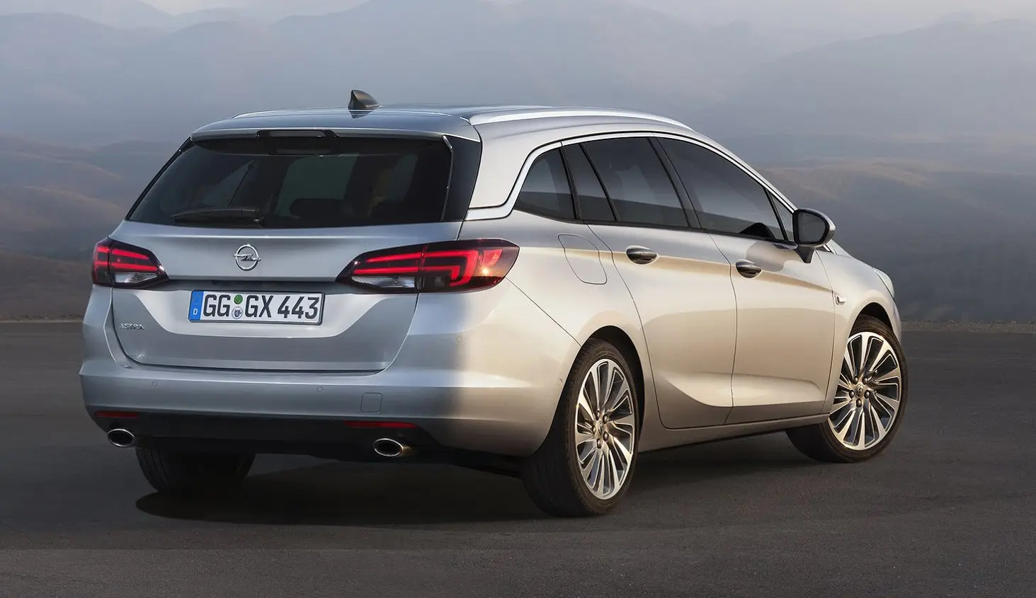 Opel Astra Astra Sports Tourer 1.6 CDTI Dynamic 5