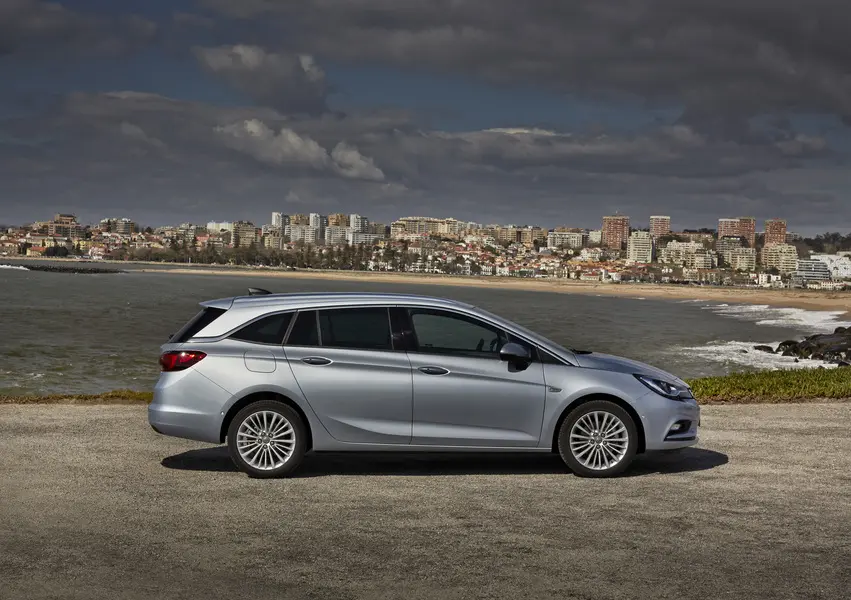 Opel Astra Astra Sports Tourer 1.6 CDTI Dynamic 6