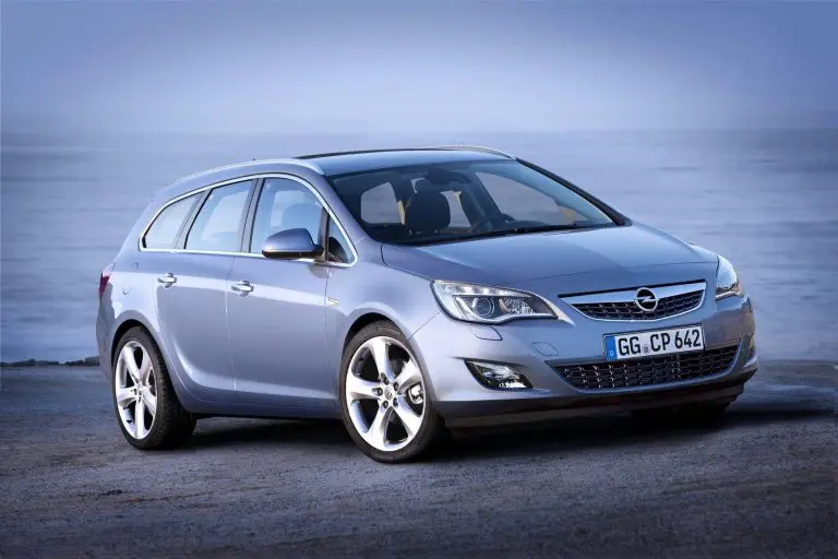 Opel Astra Astra Sports Tourer 1.6 Enjoy 6