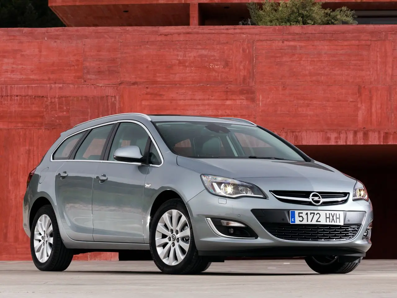 Opel Astra Astra Sports Tourer 1.6 Turbo Cosmo Active Select 7
