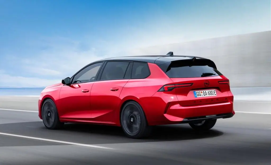 Opel Astra Astra Sports Tourer 2.0 Turbo Sport 4