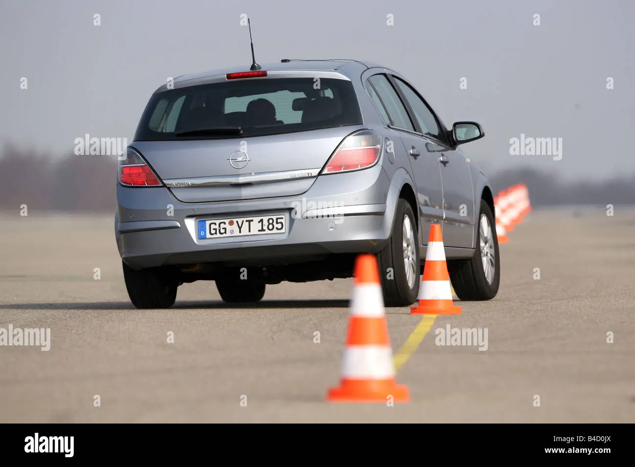 Opel Astra Astra TT 1.9 CDTI Cosmo 4