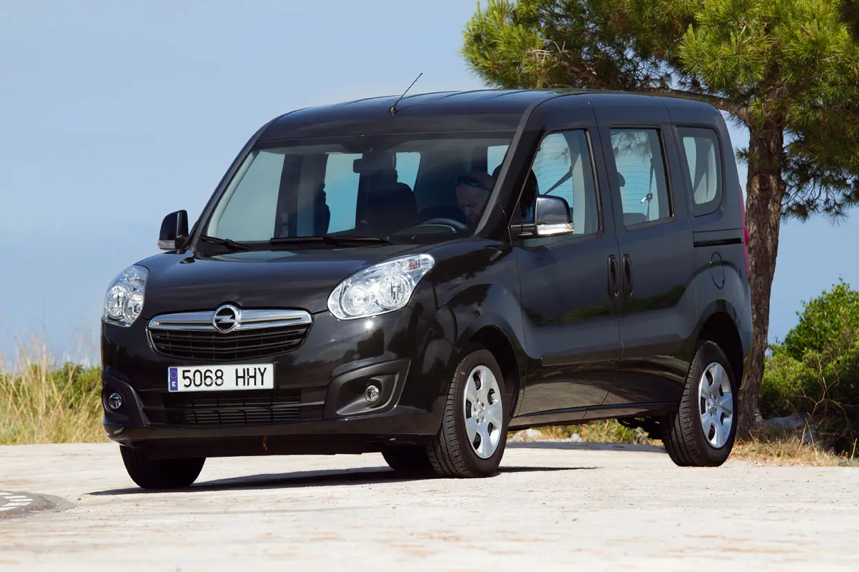 Opel Combo Combo Tour 1.6 CDTI Start&Stop City Plus Easytronic 1
