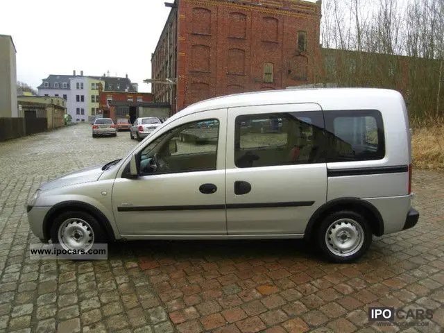 Opel Combo Combo Tour 1.6 Comfort 7