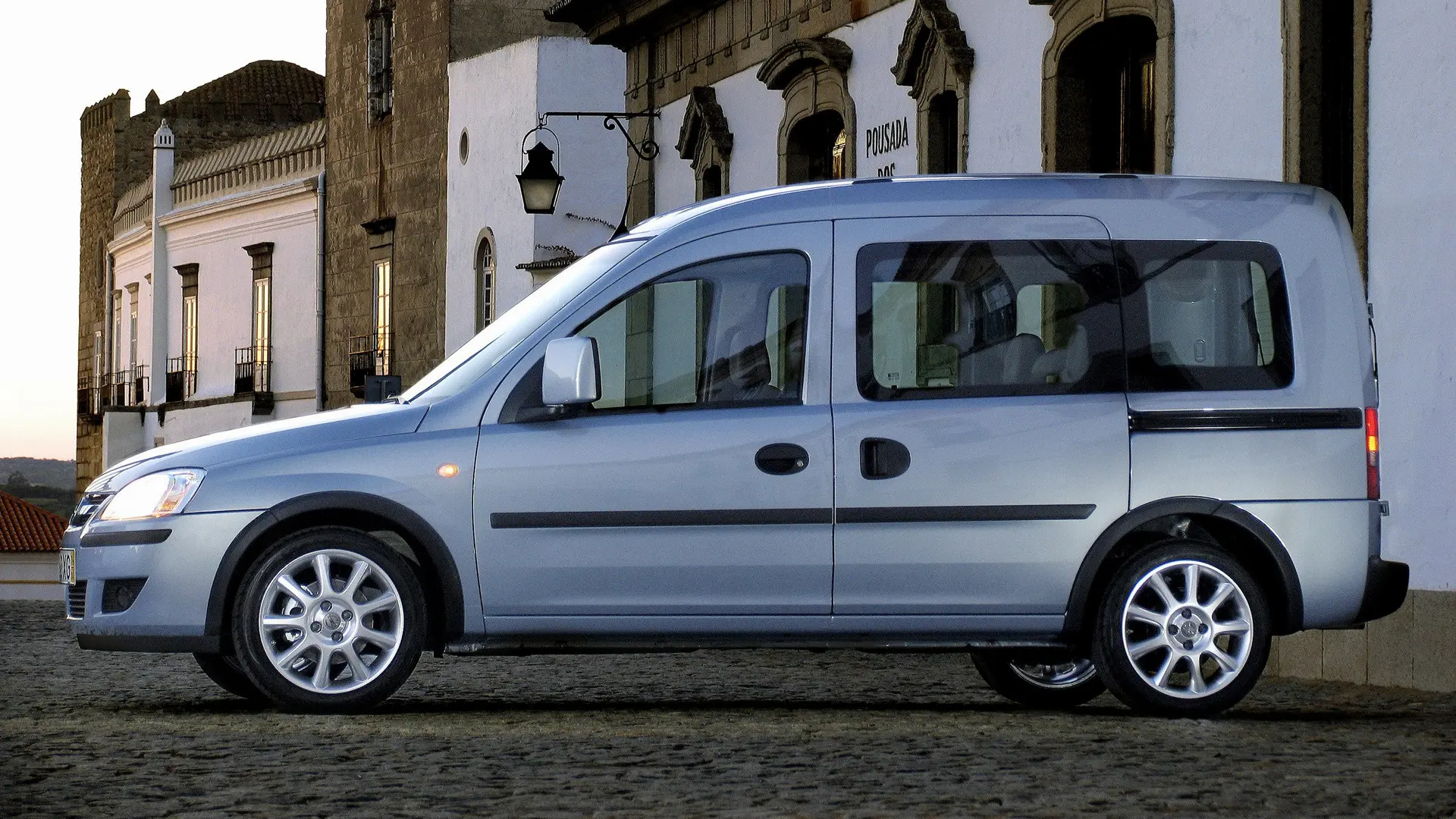 Opel Combo Combo Tour 1.7 DTI 4